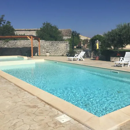 Oasi Di Cava Ispica Farm stay Pietre Nere San Zagaria